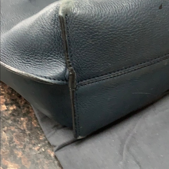 Fendi Handbag - Picture 6 of 8